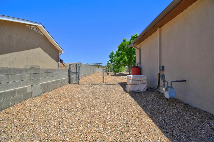 7097 Albany Hills Drive Ne, Rio Rancho, NM 87144 - #3