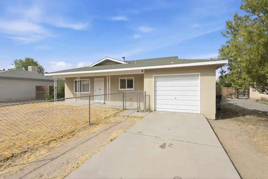 1136 Pinon Court Se, Los Lunas, NM 87031 - #2