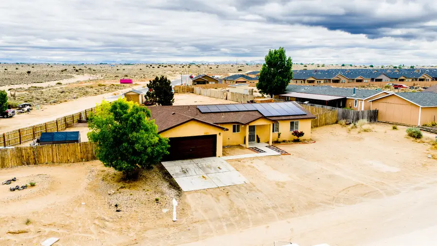 337 4th Avenue Sw, Rio Rancho, NM 87124 - #2