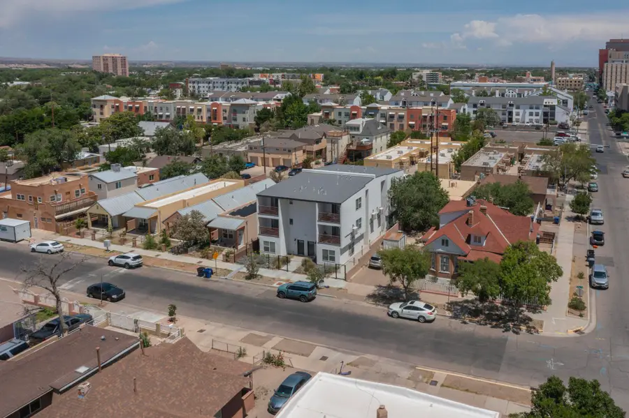 615 Iron Avenue Sw, Albuquerque, NM 87102 - #2