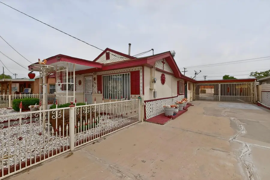 122 46th Street Sw, Albuquerque, NM 87105 - #3