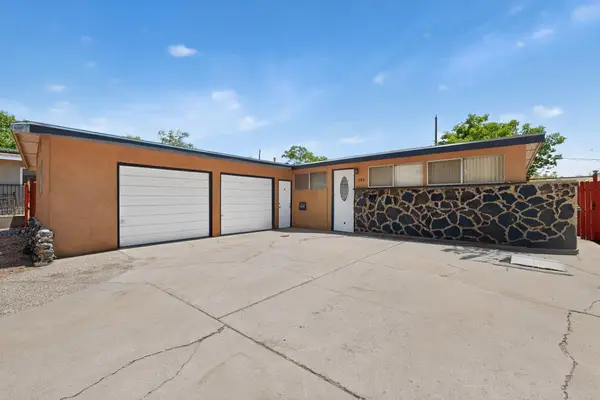 1128 Glorieta Street Ne, Albuquerque, NM 87112
