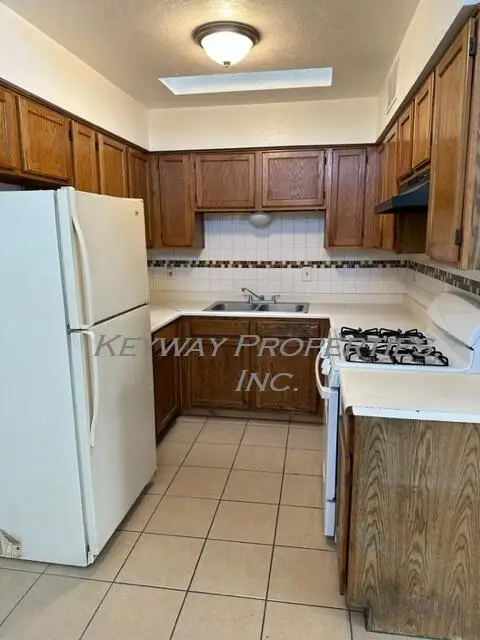 1200 Edith Boulevard Se, Albuquerque, NM 87102 - #3