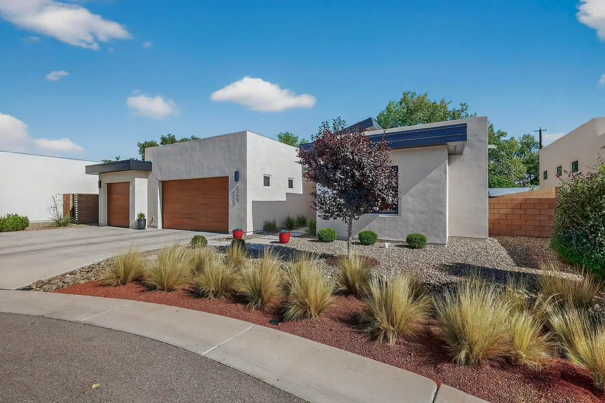 3305 Maxum Lane Nw, Albuquerque, NM 87104 - #1