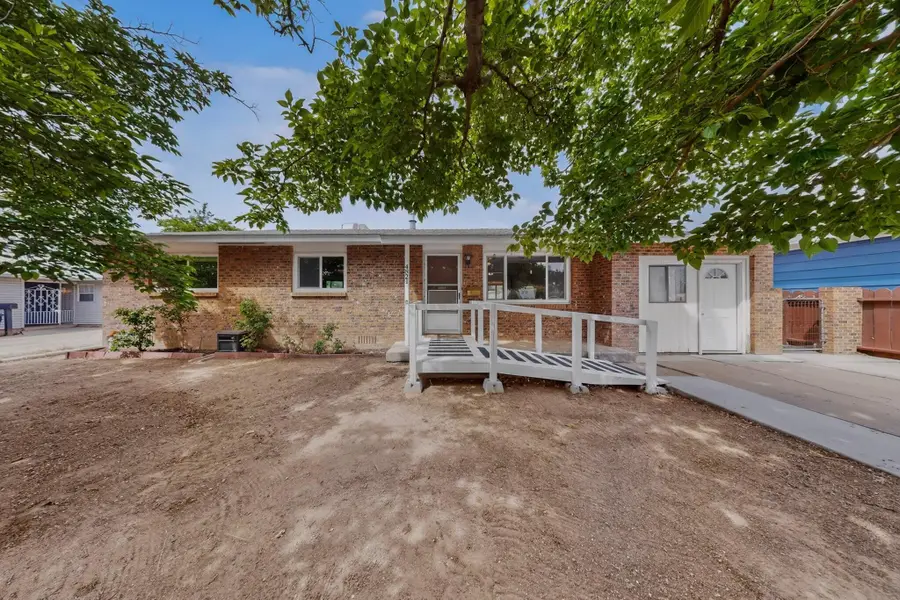 4821 Douglas Macarthur Road Ne, Albuquerque, NM 87110 - #2