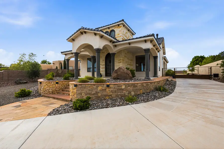 5005 Alberta Avenue Ne, Rio Rancho, NM 87144 - #2