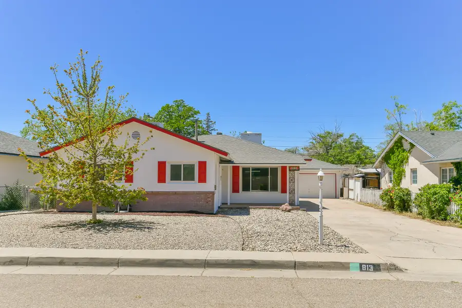 813 Hermosa Drive Ne, Albuquerque, NM 87110 - #2