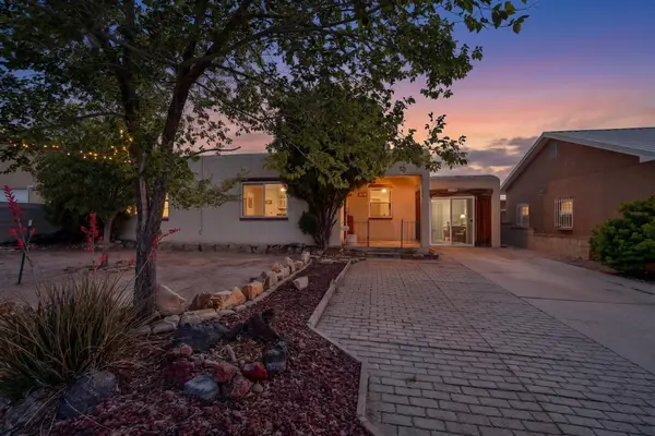 2817 Sierra Drive Ne, Albuquerque, NM 87110