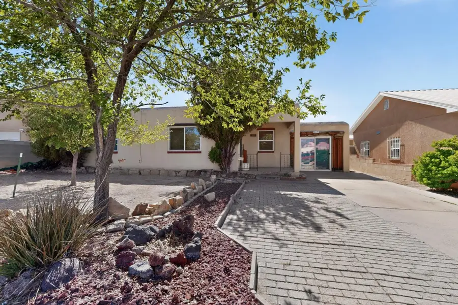 2817 Sierra Drive Ne, Albuquerque, NM 87110 - #2