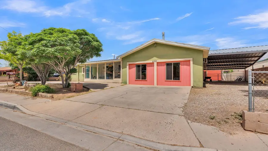 2707 Floral Road Nw, Albuquerque, NM 87104 - #2