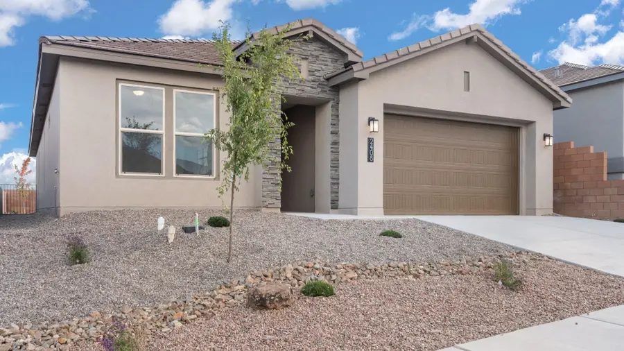 2436 Marble Avenue Ne, Rio Rancho, NM 87144 - #2