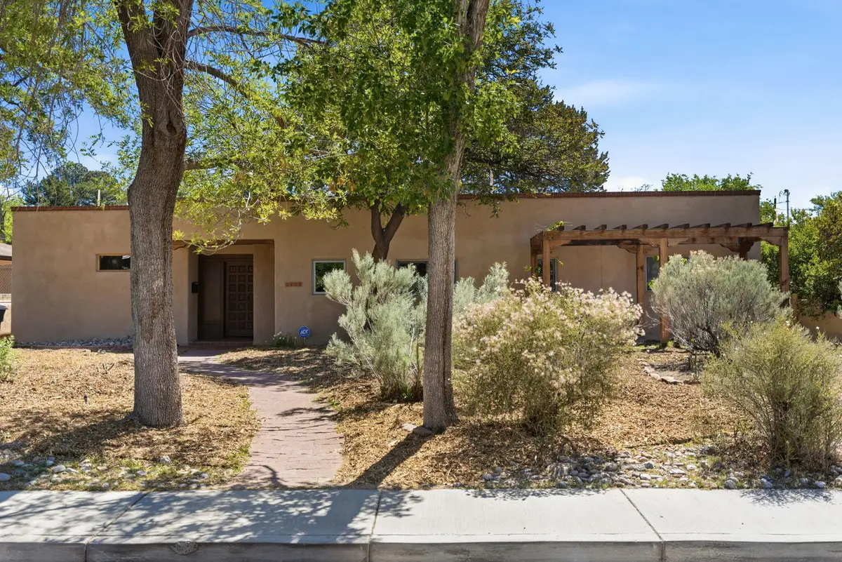 808 Parkland Circle Se, Albuquerque, NM 87108 - #1