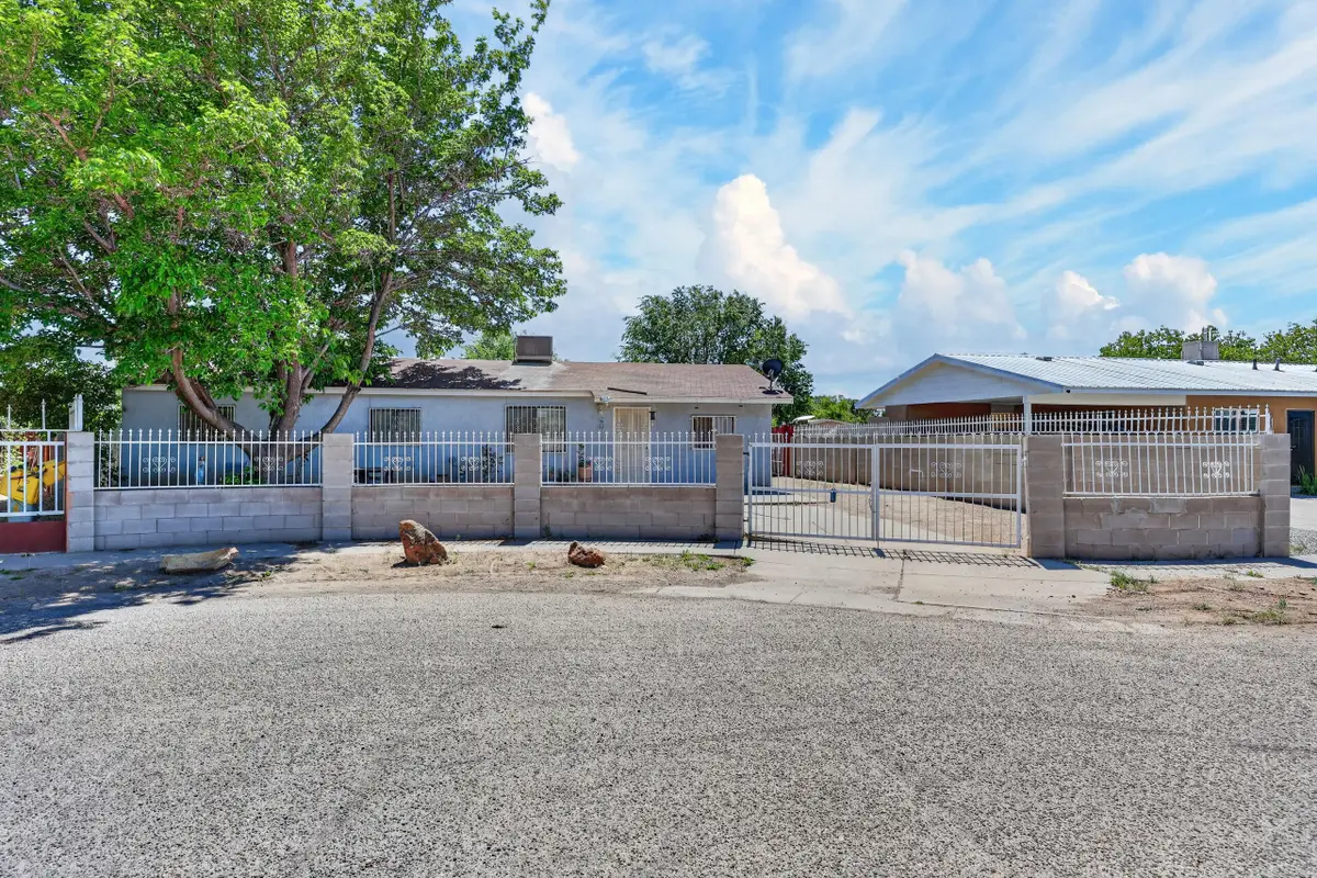 307 Los Pinos Road, Bernalillo, NM 87004 - #1