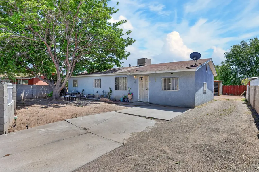 307 Los Pinos Road, Bernalillo, NM 87004 - #3