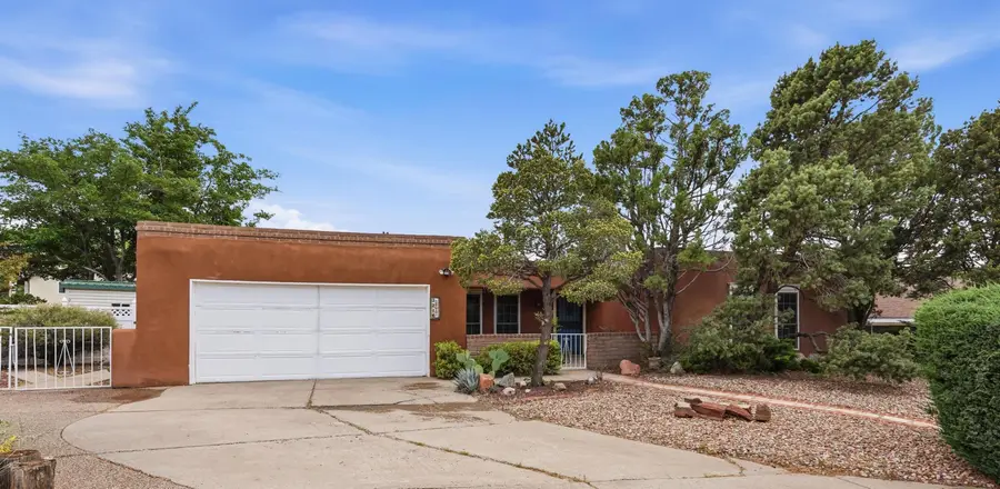 3216 Casa Bonita Drive Ne, Albuquerque, NM 87111 - #2