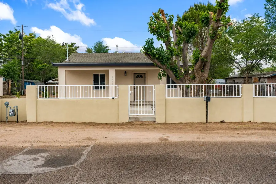 2431 Mervosh Avenue Sw, Albuquerque, NM 87105 - #2