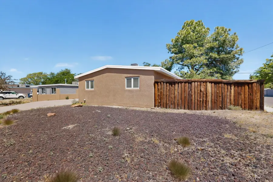 4717 Palo Duro Avenue Ne, Albuquerque, NM 87110 - #3