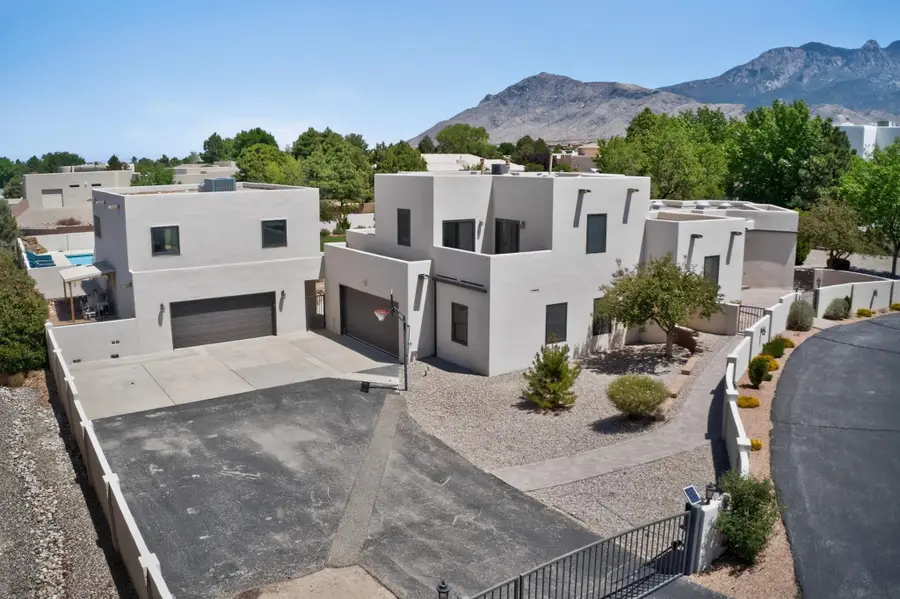 8501 Florence Avenue Ne, Albuquerque, NM 87122 - #2