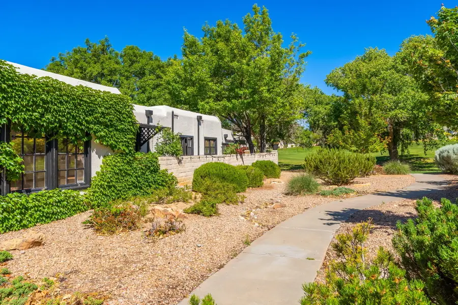 9651 Village Green Drive Ne, Albuquerque, NM 87111 - #3