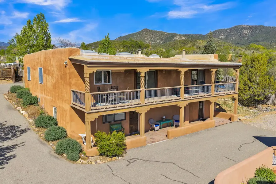 424 Apodaca Hill Street, Santa Fe, NM 87501 - #3