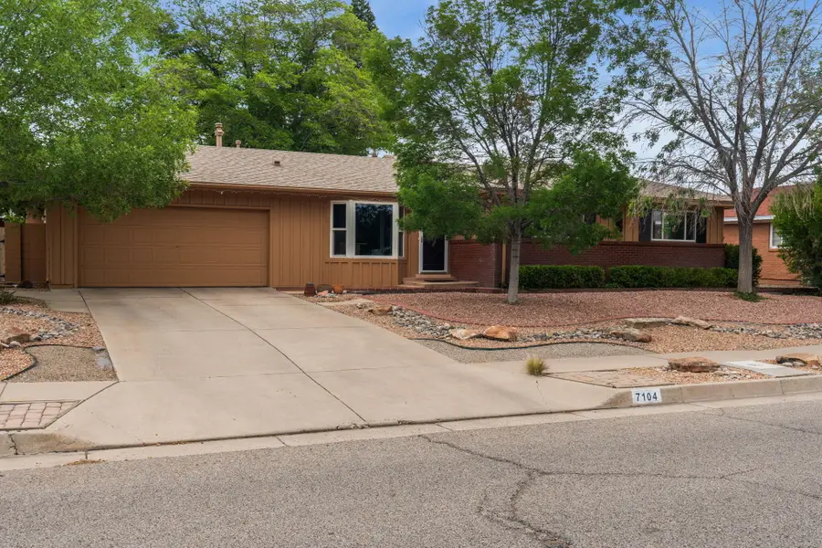 7104 Gladden Avenue Ne, Albuquerque, NM 87110 - #3