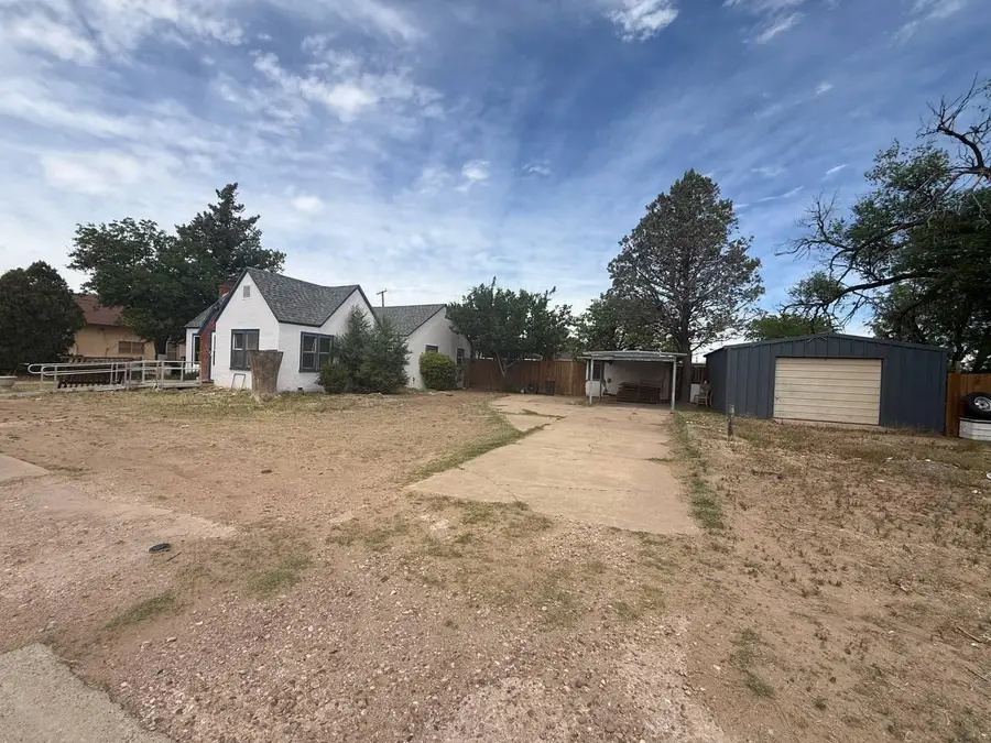 1012 W 3rd Street, Portales, NM 88130 - #3