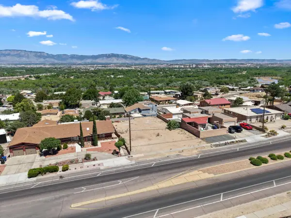1412 Atrisco Drive Nw, Albuquerque, NM 87105