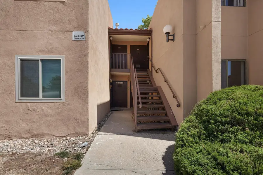 937 Country Club Drive Se #APT F, Rio Rancho, NM 87124 - #3