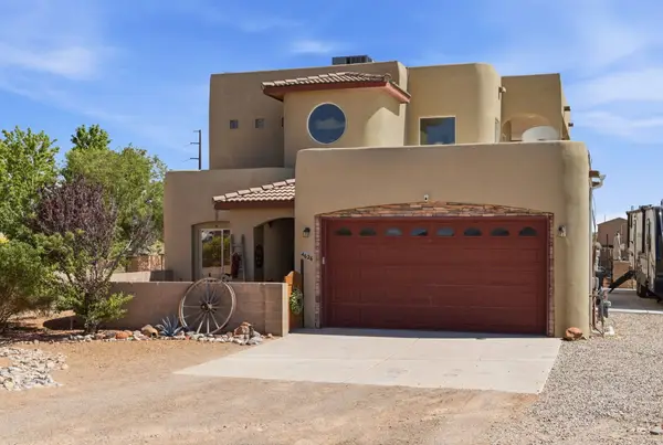 4626 16th Avenue Ne, Rio Rancho, NM 87144