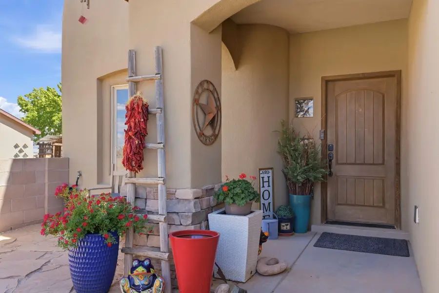 4626 16th Avenue Ne, Rio Rancho, NM 87144 - #3