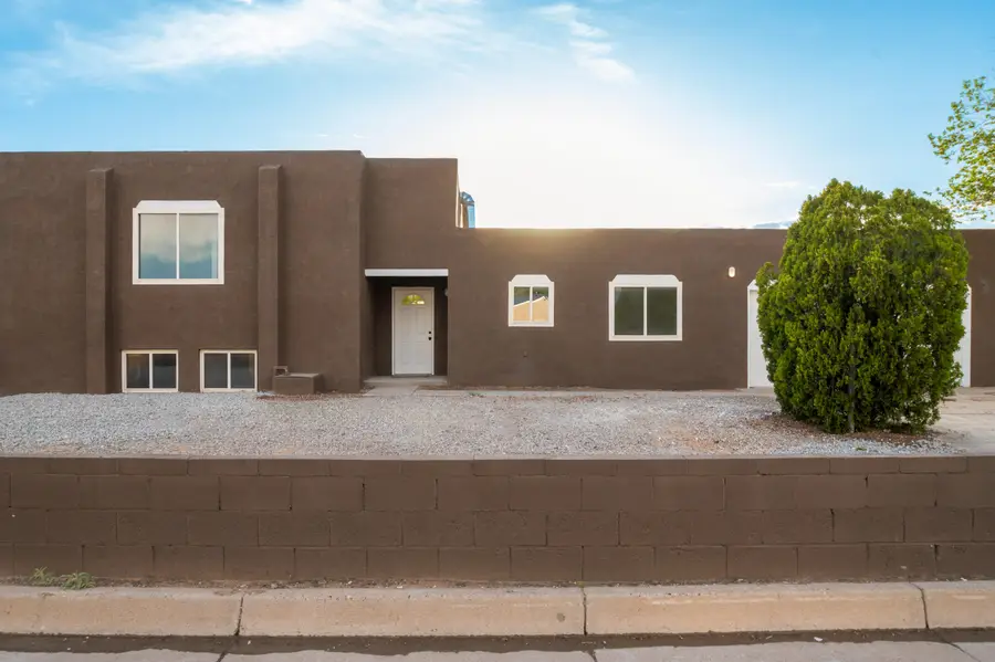 303 Oreja De Oro Drive Se, Albuquerque, NM 87124 - #2