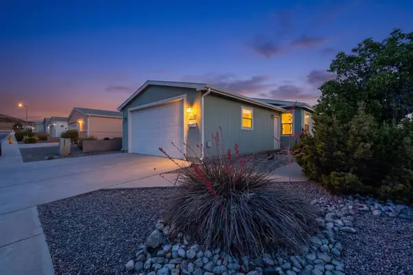214 Sunrise Bluffs Drive, Belen, NM 87002
