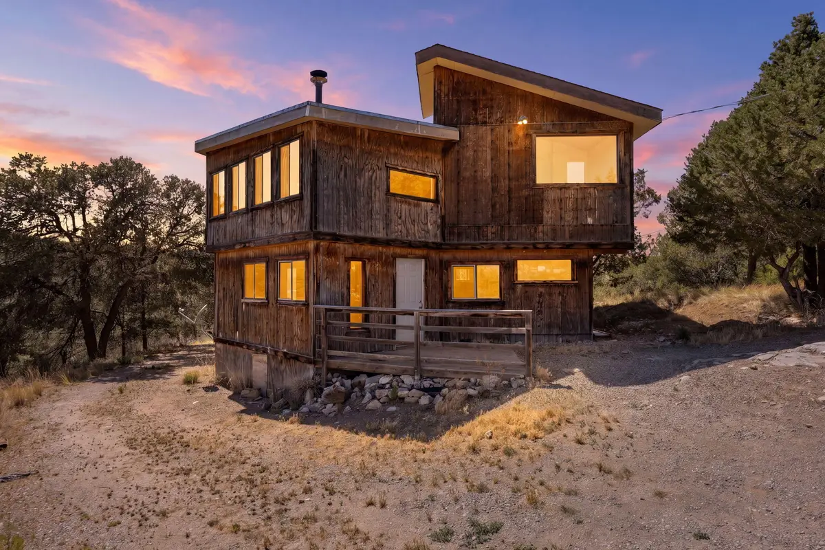 1036 Us Route 66, Tijeras, NM 87059 - #1