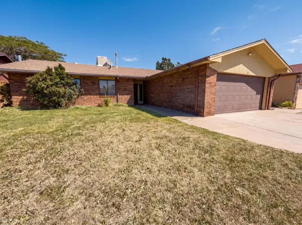 816 Omaha Street Ne, Albuquerque, NM 87123