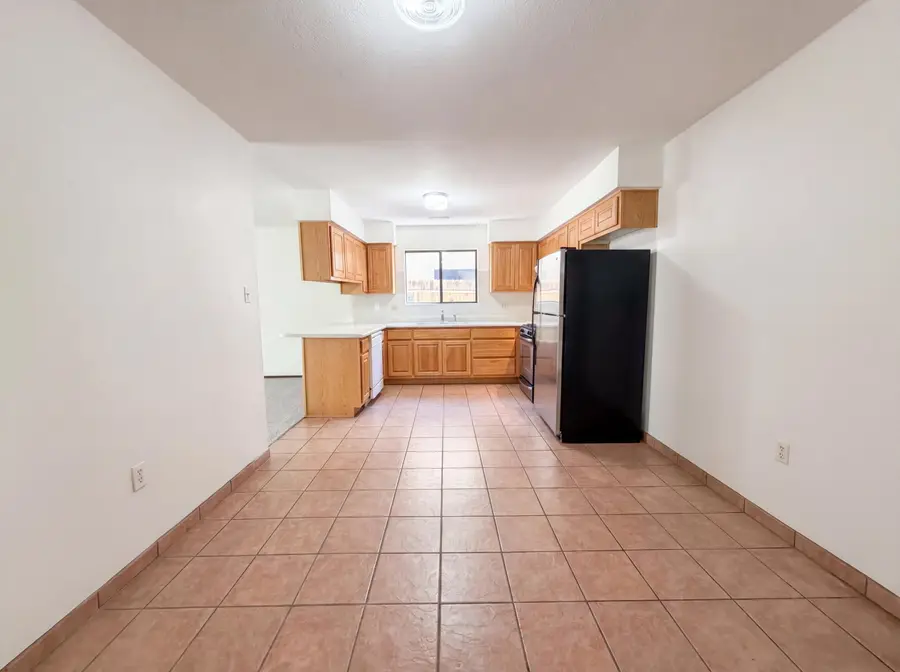 816 Omaha Street Ne, Albuquerque, NM 87123 - #2