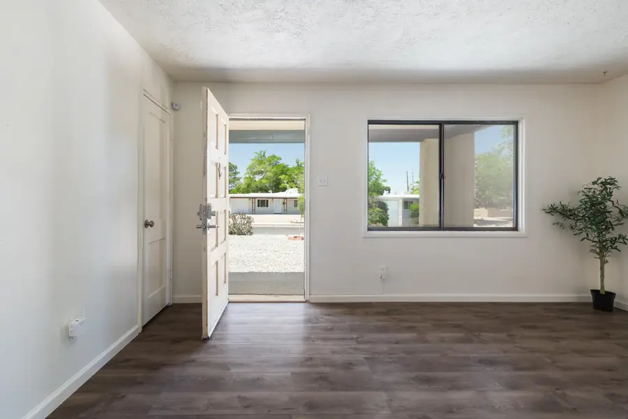 808 La Veta Drive Ne, Albuquerque, NM 87108 - #2
