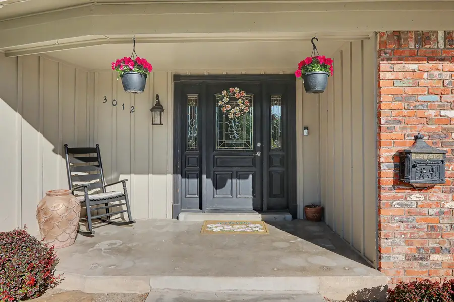 3012 Vermont Street Ne, Albuquerque, NM 87110 - #2