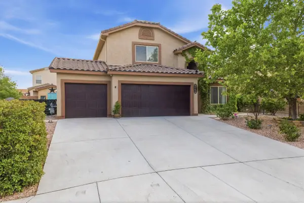 7136 Las Nutrias Road Nw, Albuquerque, NM 87114