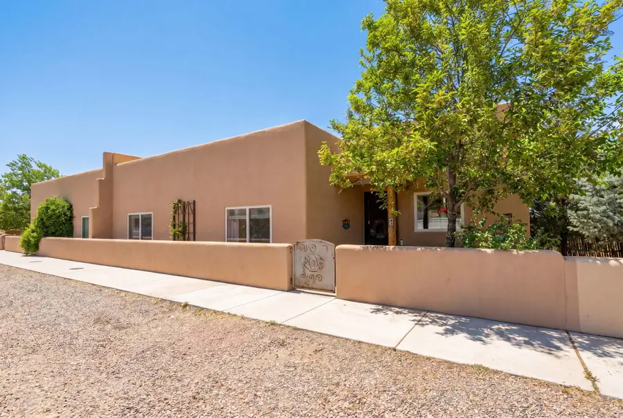 3 Silver Buckle Road, Santa Fe, NM 87508 - #3