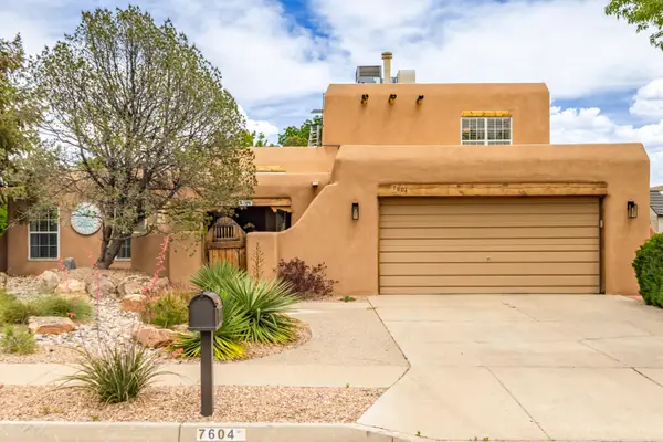 7604 Wells Fargo Trail Nw, Albuquerque, NM 87120