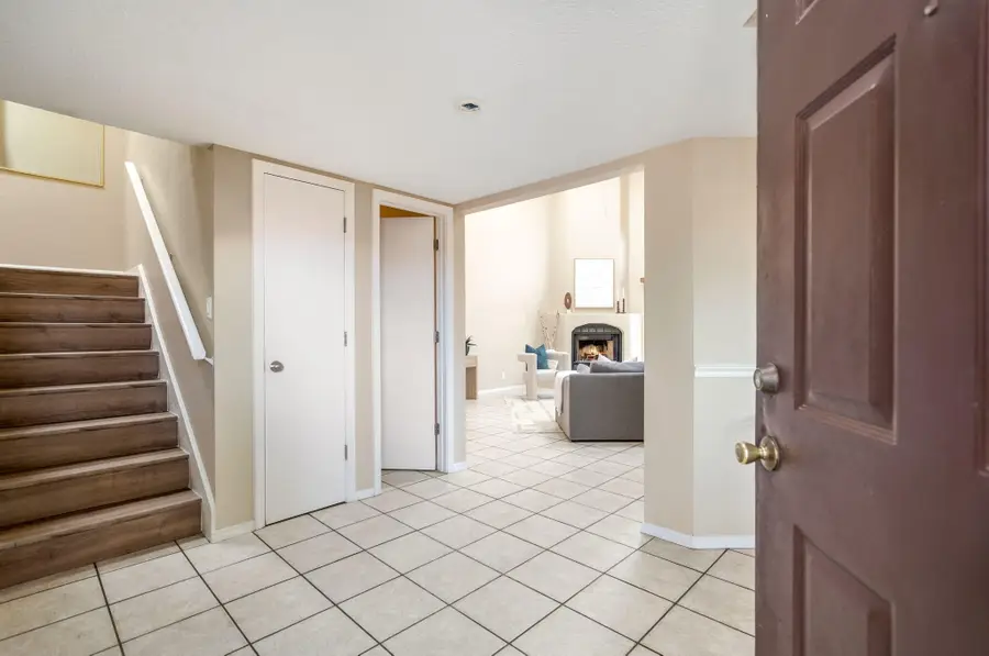 7904 Blue Jay Lane Ne, Albuquerque, NM 87109 - #3