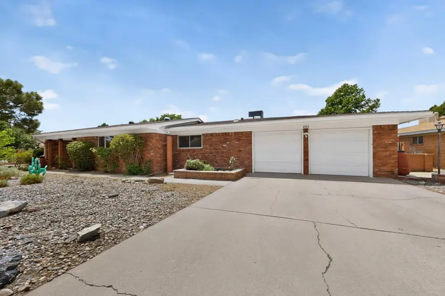 2913 Avenida Nevada Ne, Albuquerque, NM 87110 - #3