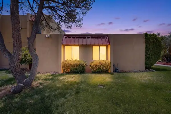 905 Country Club Drive Se #APT F, Rio Rancho, NM 87124