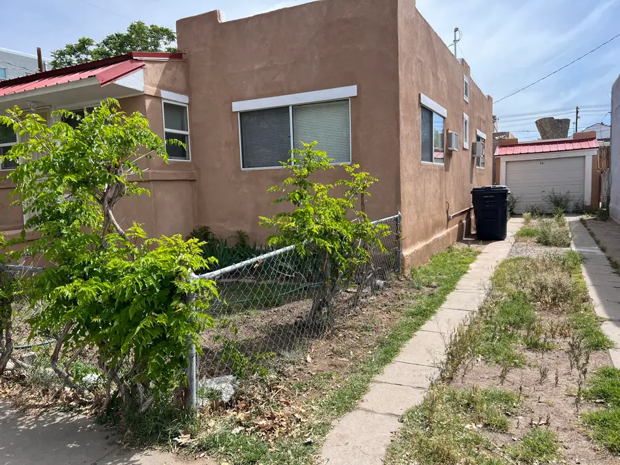 316 9th Street Sw, Albuquerque, NM 87102 - #3