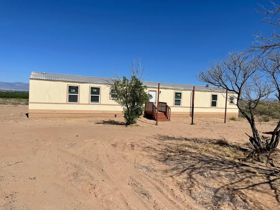 78 James Street, Belen, NM 87002 - #2