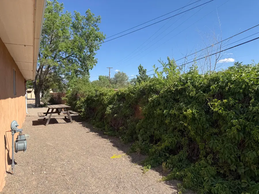 192 W Valverde Road, Corrales, NM 87048 - #3