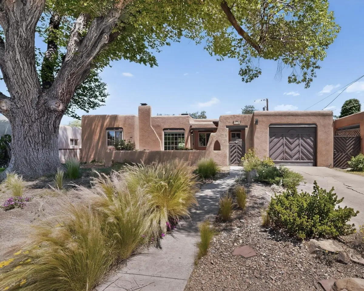 716 Loma Vista Drive Ne, Albuquerque, NM 87106 - #1