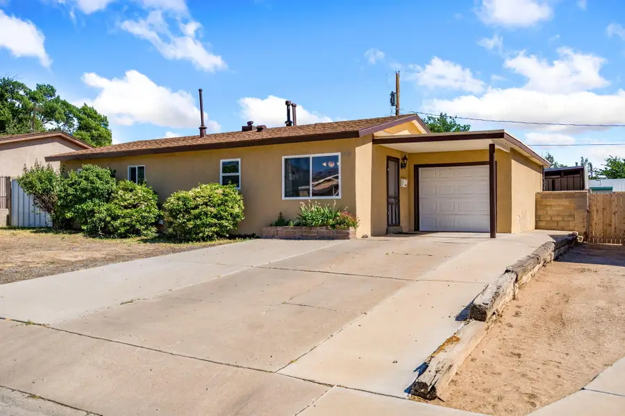 11104 Hume Avenue Ne, Albuquerque, NM 87112 - #2