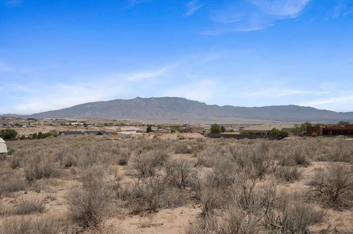 2112 Chessman Drive Ne, Rio Rancho, NM 87124 - #1
