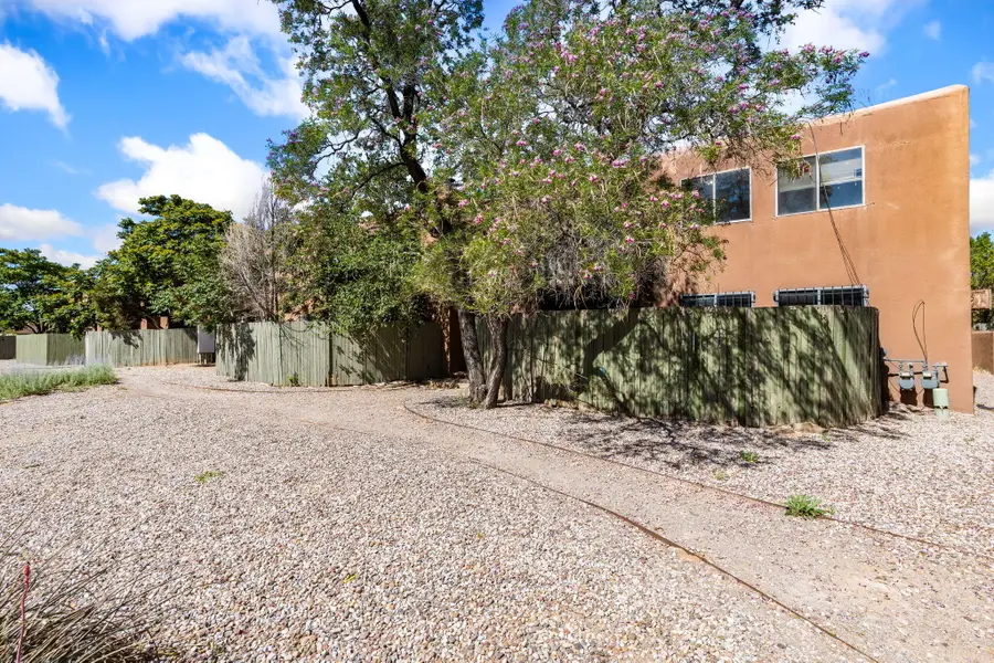 243 La Vida Nueva Del Oeste Sw, Albuquerque, NM 87105 - #3